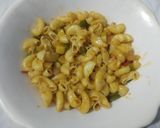 A picture of step 10 of Masala Macroni.