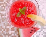 Foto del passaggio 1 della ricetta Smoothie di cocomero🍉🍹