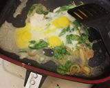 Foto langkah ke 4 dari resep Scrambled egg for 7mo.