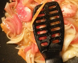 Foto del passaggio 2 della ricetta Pesce alla Peruviana (Pescado a la Chorrillana)