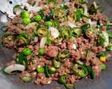 Foto langkah ke 1 dari resep Beef Samosa Laziz ala Al Khair.