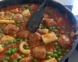 Foto del paso 12 de la receta: Albóndigas con sepia y guisantes
