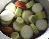 A picture of step 1 of 🍅🥒Mixed vegetable soup🥒🍅.