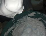 A picture of step 9 of Two tier vanilla and chocolate cake 🎂.