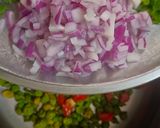 A picture of step 2 of Fresh Green Chickpeas Salad.
