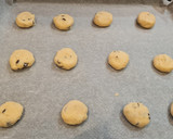 Foto del paso 5 de la receta: Galletas de queso crema y chips de chocolate