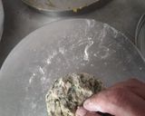 A picture of step 7 of Stuffed Palak Paratha.