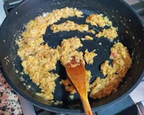 Foto del paso 7 de la receta: Merluza en salsa de pimienta verde y caldo de mejillones