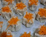 Foto langkah ke 6 dari resep Dimsum Ayam Varian Wortel dan Jamur.