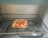 A picture of step 5 of Monster face pizza.