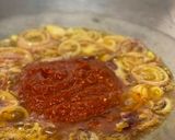Gambar langkah 2 resipi Sambal Sotong Kembang.