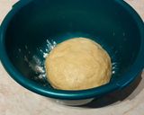 Burgonyás-fetás tésztakoszorú recept fázis 2 fotója