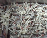 Foto del paso 3 de la receta: Navajas al horno con San Simón da Costa