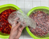 Foto del passaggio 4 della ricetta Confettura di fragole