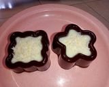 Foto langkah ke 6 dari resep Puding cokelat vla keju.