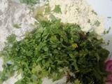 પાલક મુઠીયા (Palak Muthia Recipe In Gujarati)
