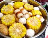 Foto langkah ke 2 dari resep Steamboat Shabu Shabu Aneka Baso Ikan.