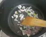 A picture of step 1 of Maggi Buns.