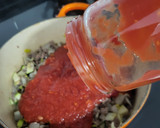 Foto del paso 2 de la receta: Pasta con salsa boloñesa