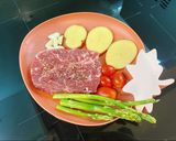 Hình bước làm 1 của món Steak - Bò Bít Tết
