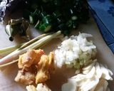 Foto langkah ke 2 dari resep Cumi Kecap Saos Tiram Cabe Ijo.