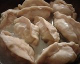 Foto del paso 9 de la receta: Gyozas o Empanaditas chinas  (dumplings)