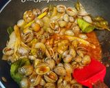 Foto langkah ke 5 dari resep Kerang Dara Saus Padang.