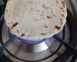 A picture of step 6 of Zhunka Bhakari Pockets.