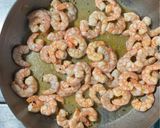 Foto del paso 1 de la receta: Camarones con lechuga y mayonesa