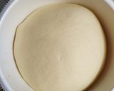 Foto langkah ke 4 dari resep Korean Garlic Cheese Bread.