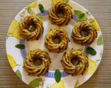 A picture of step 6 of Savoury Corn bundt cakes.