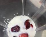 Strawberry Milk Shake recipe step 2 photo