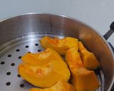 Foto langkah ke 1 dari resep PUMPKIN Thai Dessert (843).