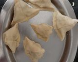 क्रिस्पी समोसे (Crispy samose recipe in Hindi) रेसिपी चरण 3 फोटो