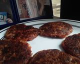 Foto del paso 6 de la receta: Torticas de Vegetales!!! 🥒🥕🥔🌰🍘🍘🧀🥖