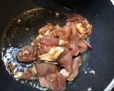 รูปขั้นตอนการทำที่ 3 ของ ข้าวหมูทอดกระเทียม