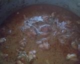 A picture of step 4 of Coconut milk chicken gravy.