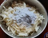 हॅश ब्राऊन (Hash Browns Recipe In Marathi) रेसिपी स्टेप 2 फोटो 
