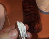 Foto del paso 3 de la receta Dátiles rellenos queso con almendras