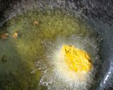 A picture of step 4 of Crispy Fried Bottle Gourd Fritters.