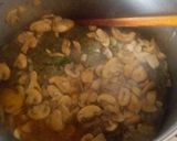 Foto del paso 3 de la receta: Especialidad: Lomo adobado en reducción con caldo de carne_ salsa demiglass con vino tinto