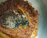 A picture of step 3 of Chana koliwada.