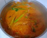 A picture of step 2 of Chicken Curry (Kari Ayam).