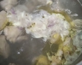 Foto langkah ke 2 dari resep Sup Ayam Gurih.