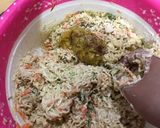 Foto langkah ke 8 dari resep Bakwan mie super renyah.