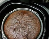 A picture of step 4 of Airfryer Almost Famous Chocolate Cake.