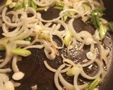A picture of step 3 of Bottom Round Lo-Mein.