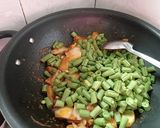 A picture of step 3 of String beans Sabji (Farasbi chi Bhaji).