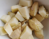 Foto del paso 2 de la receta: Ensalada de papa y salmón ahumado
