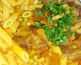 صورة لخطوة 5 من وصفة معكرونة باللحم والجلبان يمميي 😋😋
